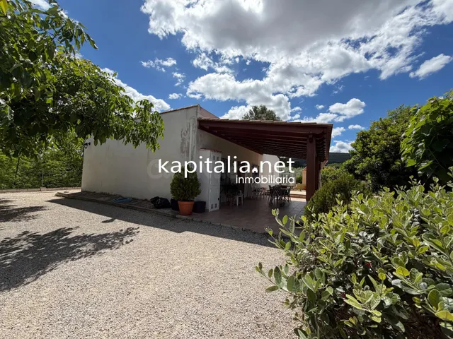 CHALET VENTA EN EXCLUSIVA EN KAPITALIA Y MUY CERCA DE LA CIU