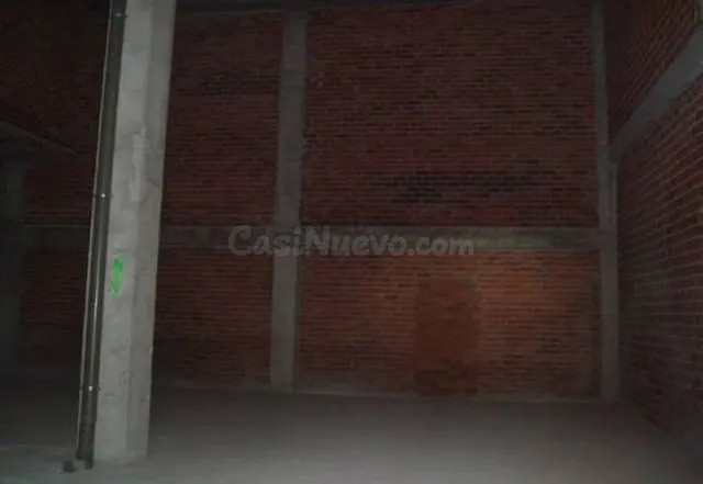 LOCAL COMERCIAL FRENTE AL CORTE INGLÉS