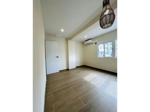 Venta de Piso 3 Dormitorios 3 Baños — 11