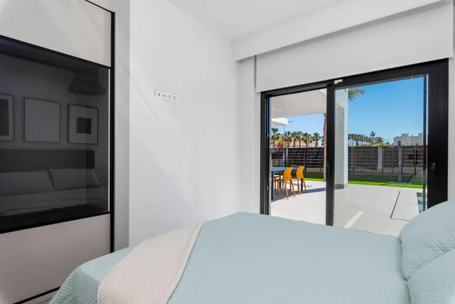 Villa con piscina privada y solárium de 150 m2 en La Finca Golf, Algorfa — 18
