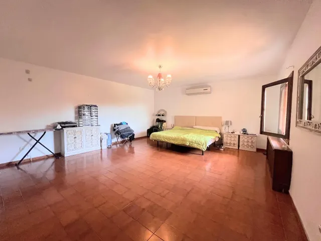 Chalet independiente, Piscina, gran garaje, aire acondicionado, gran parcela — 9