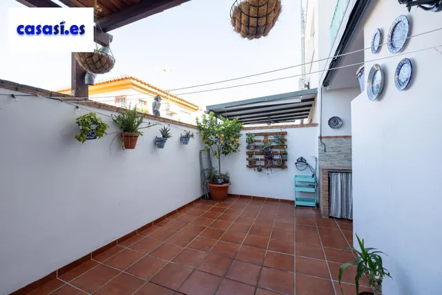 Maravillosa casa  a pocos minutos  andando  al  centro de La Zubia — 7