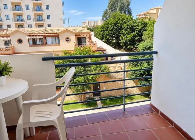 ALQUILER PISO BENALMADENA — 2