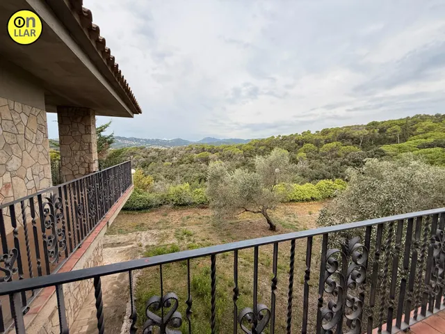 Casa en venta en L'Ametlla del Vallès — 42