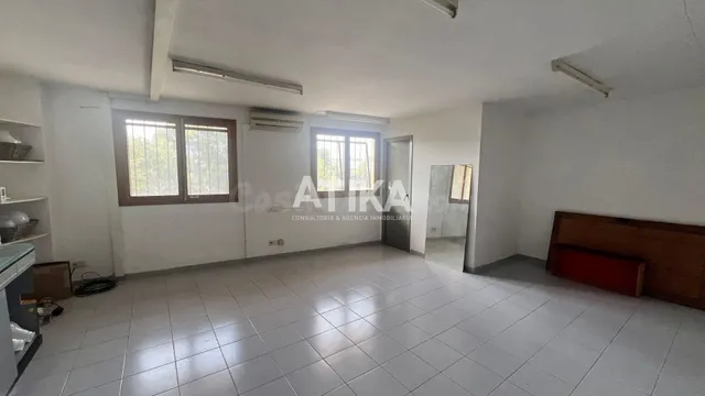 LOCAL EN VENTA EN ZONA CÉNTRICA DE ONTINYENT IDEAL PARA OFIC - foto 4