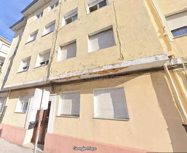 SE VENDE inmueble ALQUILADO en Santander - foto 2