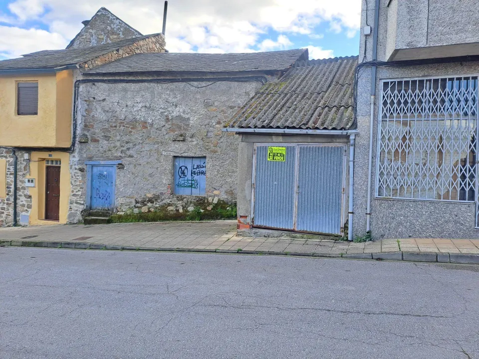 VENTA: Casa Rústica en Toreno