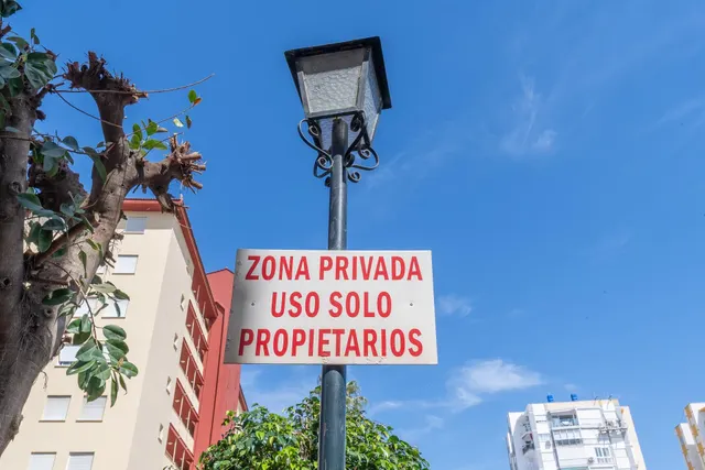 PISAZO A UNOS MINUTOS A PIE DE LA PLAYA — 46