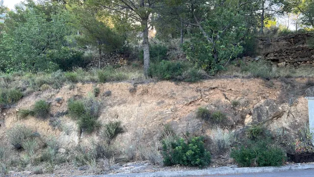 CONSTRUYE TU PROPIO HOGAR EN UN LUGAR PRIVILEGIADO URB. LA C - foto 3