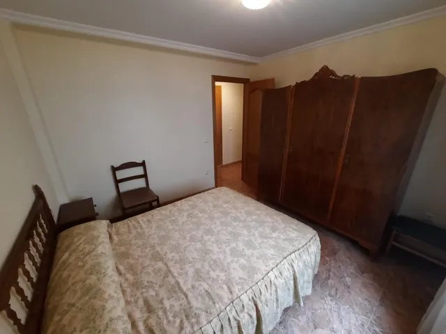 VIVIENDA DE 4 DORMITORIOS EN CAUDETE — 17