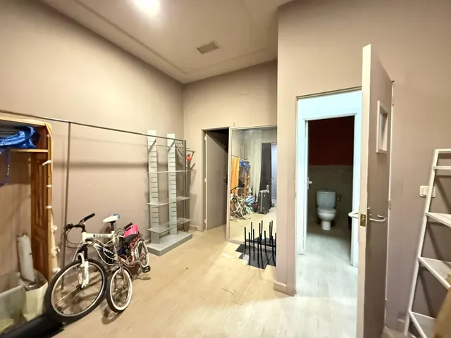 Oportunidad Única: Local Comercial en Venta en el Corazón de Los Ángeles — 8