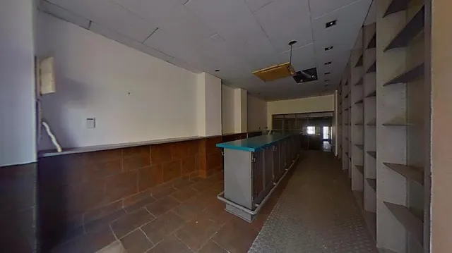 ¡¡LOCAL COMERCIAL EN CUBELLES - ZONA CENTRO!! — 2