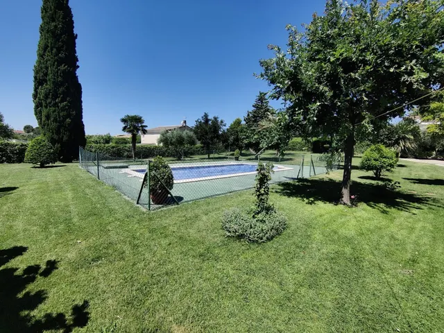 Chalet independiente en venta en El Molar