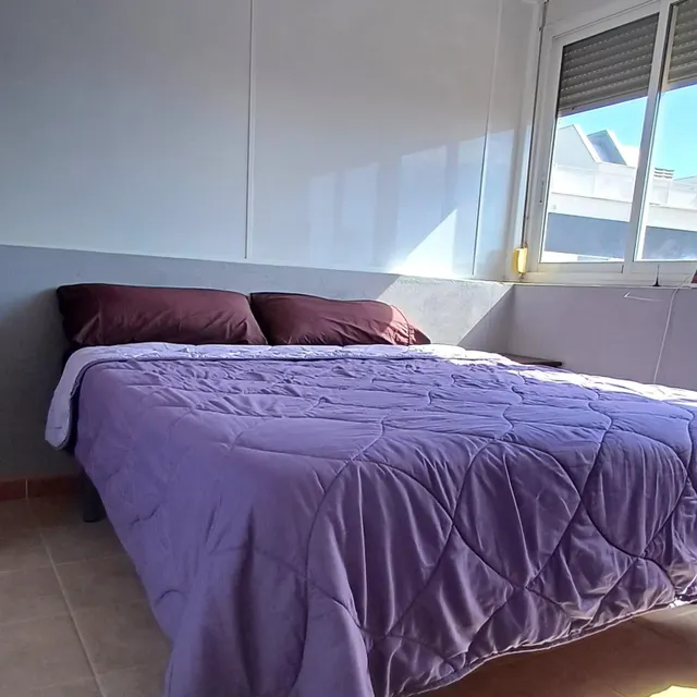 Amplia vivienda en urbanización con aparcamiento y piscina — 49