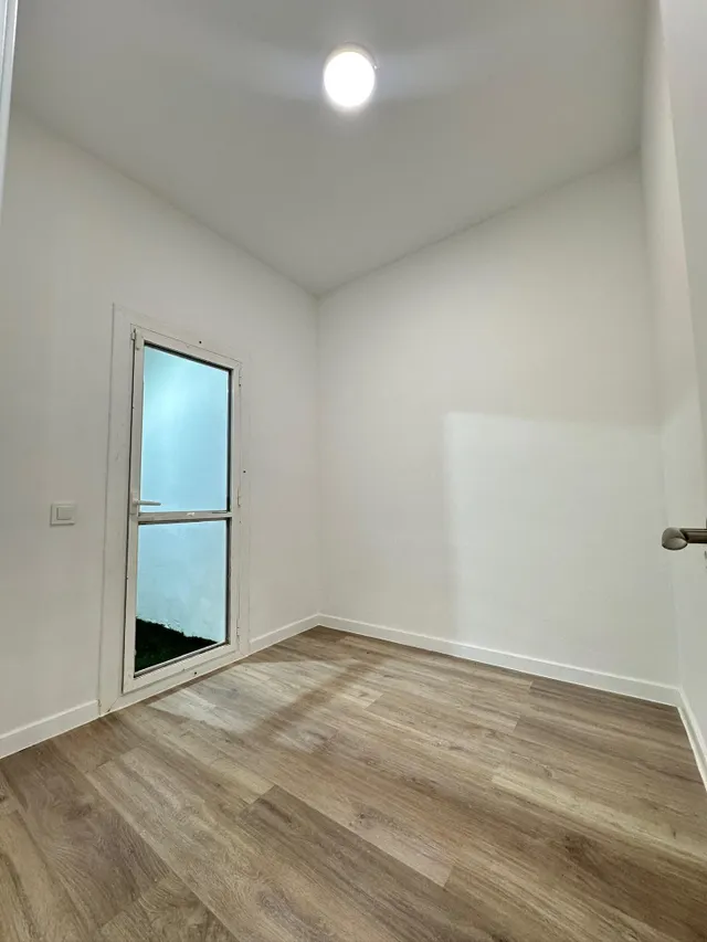 PLANTA BAJA REFORMADA CON PATIO EN MOLLET — 17