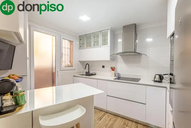 ESPECTACULAR TRIPLEX EN CHURRIANA — 7