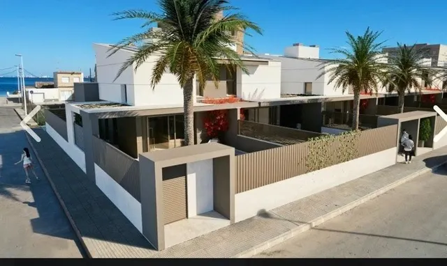 Villa Moderna con Piscina y Vistas Abiertas en Los Nietos, Cartagena — 17