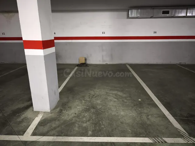 Se vende plaza de garaje en Avda. Carlos III - Aguadulce — 4