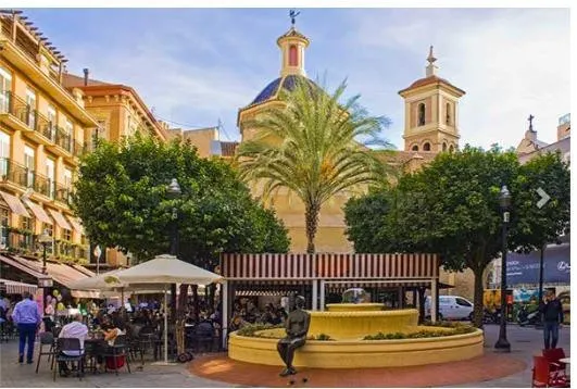 Apartamento en plaza de las Flores