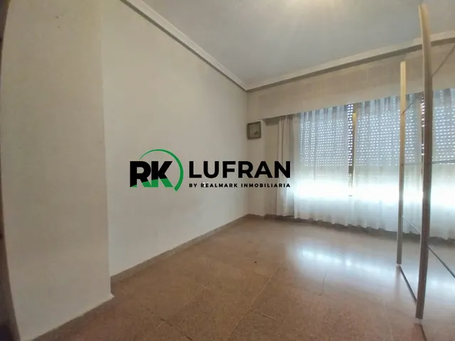 PISO EN VENTA EN ALICANTE - ZONA RENFE- SAN BLAS - ENSANCHE — 35
