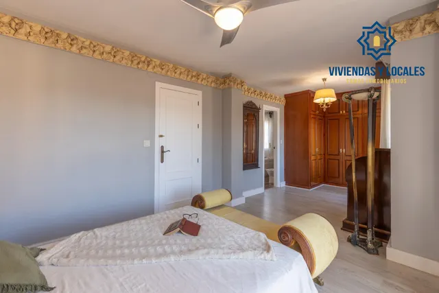 Chalet en venta en La Zubia con Licencia Turística — 25