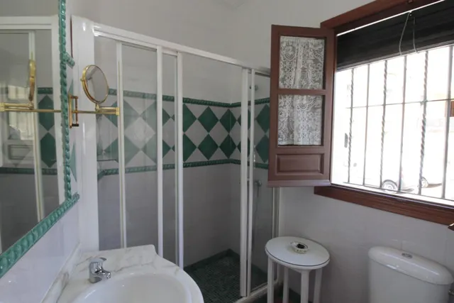 CASA EN ALQUILER EN CARMONA — 32