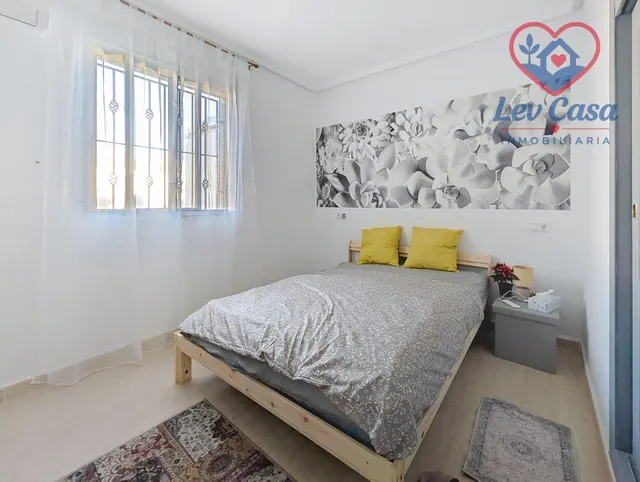 Casa adosada con orientación sur y solárium en Camposol — 18