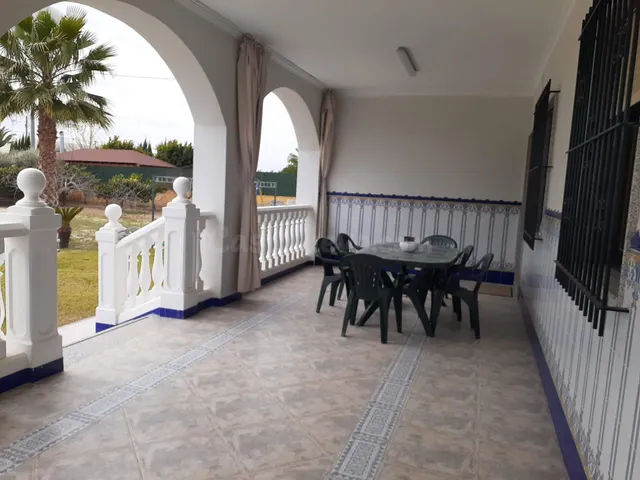 MAGNIFICO CHALET EN ELCHE EN VENTA O ALQUILER!!! — 2