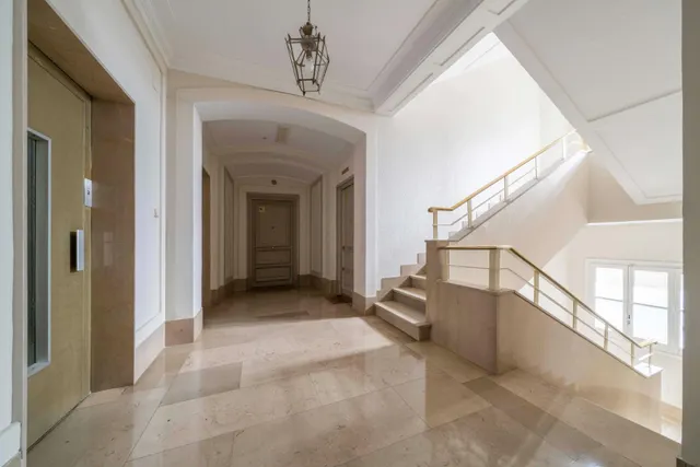 Vivienda clásica de 4 dormitorios con vistas a jardín en el barrio de Castellana — 28
