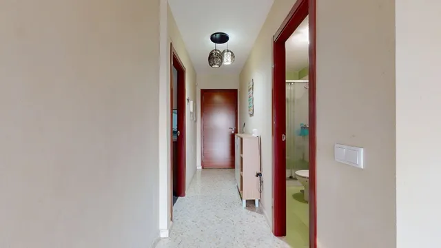 Amplio y Luminoso Piso en La Carlota con plaza de garaje y trastero  - Oportunidad Única por 125.000 € — 6
