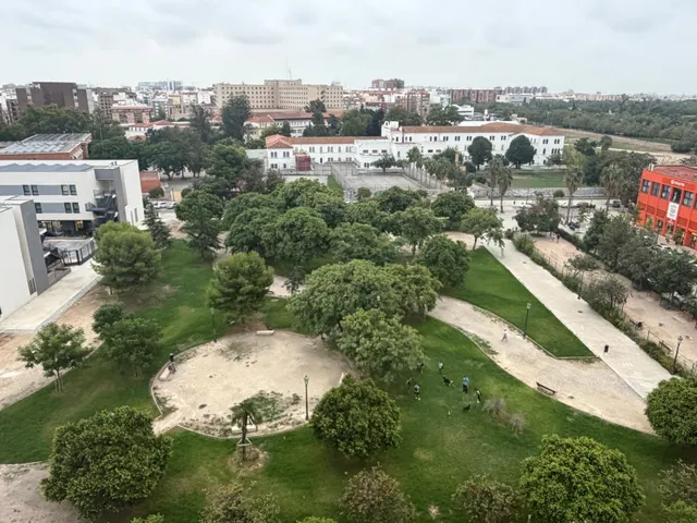 ÁTICO A ESTRENAR EN PATRAIX CON DOS TERRAZAS PRIVADAS, GARAJE, TRASTERO, PISCINA Y GIMNASIO — 25