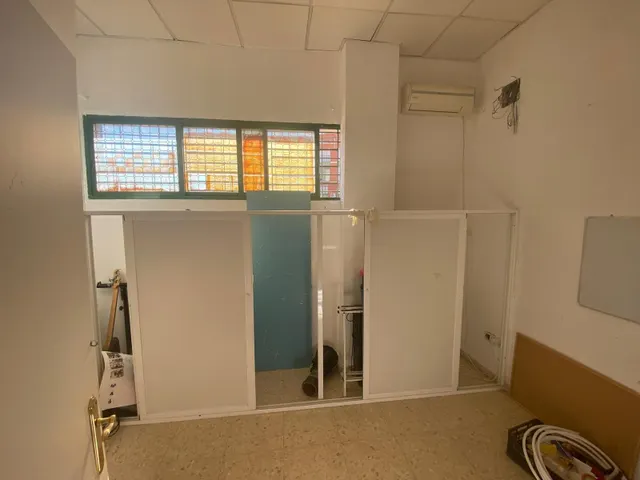 Alquiler de amplio local comercial de 117 m2  en tiro de línea – Sevilla — 8