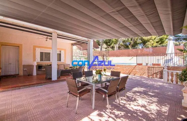 CHALET  A  UN PASO DE ELCHE, PLAYAS Y AEROPUERTO — 2