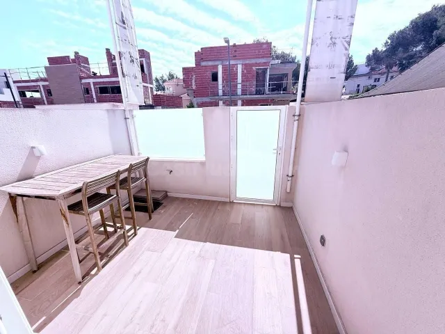 Casa 3 habitaciones 98m² en venta - Las Filipinas - foto 2