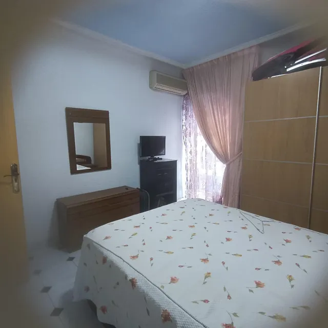 VENTA DE MAGNIFICO PISO — 35