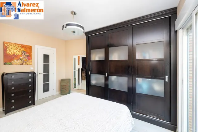 Adosado 3 habitaciones 195m² en venta - Vega de granada zona noroeste — 24