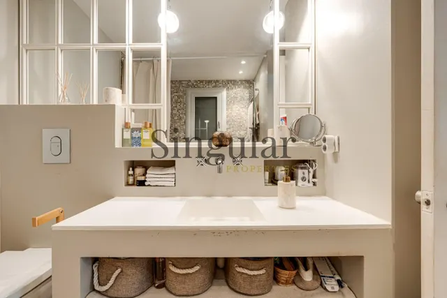 Turó Park – Mestre Nicolau | 70 m2 reformados con balcón y suelos de roble — 30