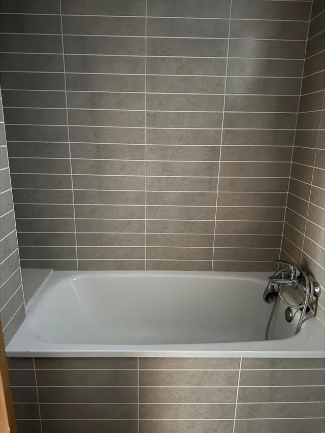 VENTA DE MAGNIFICO PISO CON PLAZA DE GARAJE EN MURO — 12