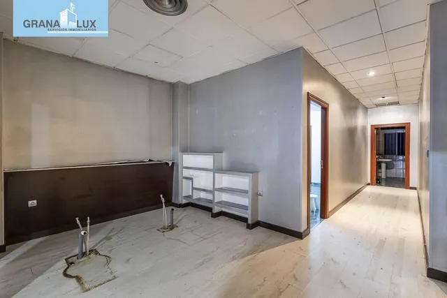 Local comercial en Pajaritos. — 9