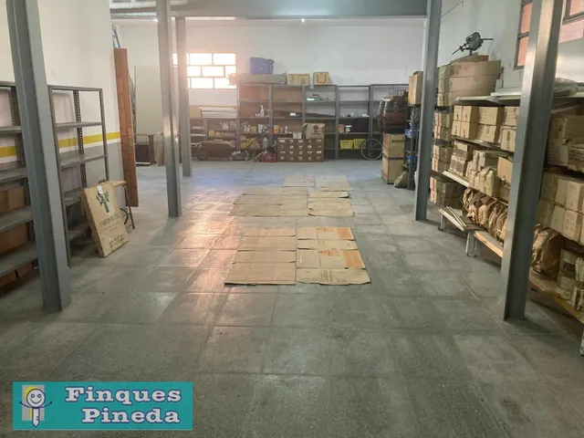 Edificio con local y 2 viviendas en Tordera — 39