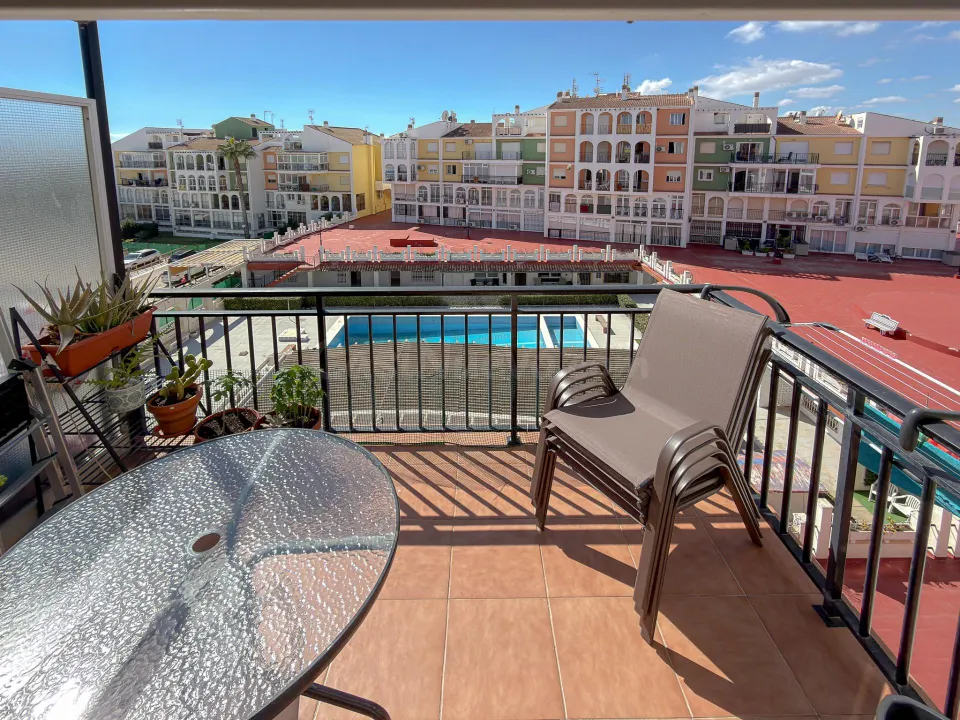 La Veleta! Espectacular apartamento con increíble diseño y Licencia turística+ Amplia terraza con vistas panorámicas y laterales al mar (250 mts playa)