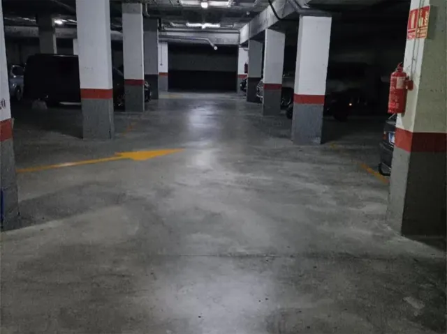 ALQUILER PLAZA DE GARAJE — 7