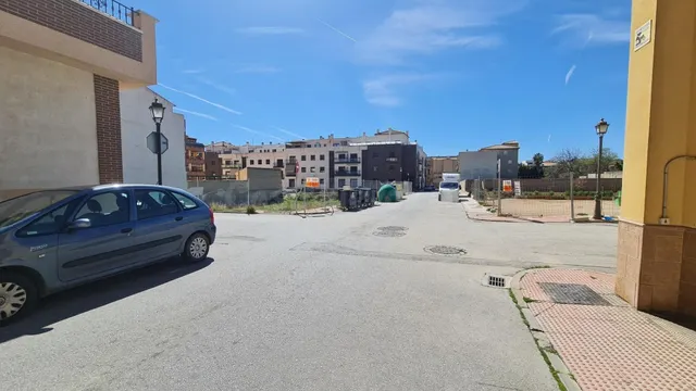 OPORTUNIDAD SOLAR UBANIZABLE. EDIFICABILIDAD 2.1 - foto 4