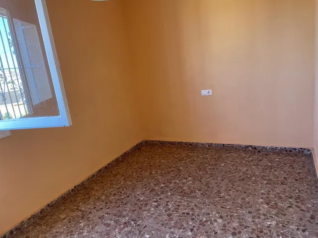 Casa con parcela en Los Balcones, Torrevieja. 5 dormitorios, 2 baños — 39