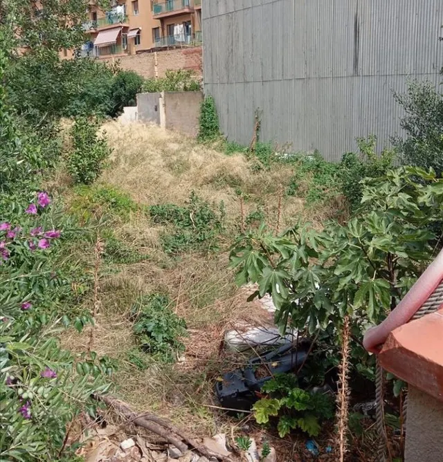 Solar urbano edificable en Figueres — 23