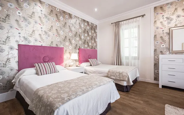 Chalet 20 habitaciones 1785m² en venta - Marbella — 21