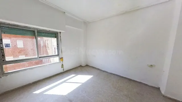 OPORTUNIDAD! PISO MUY LUMINOSO - foto 3
