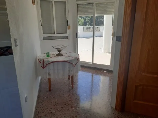 Casa vallada en la ciudad — 31