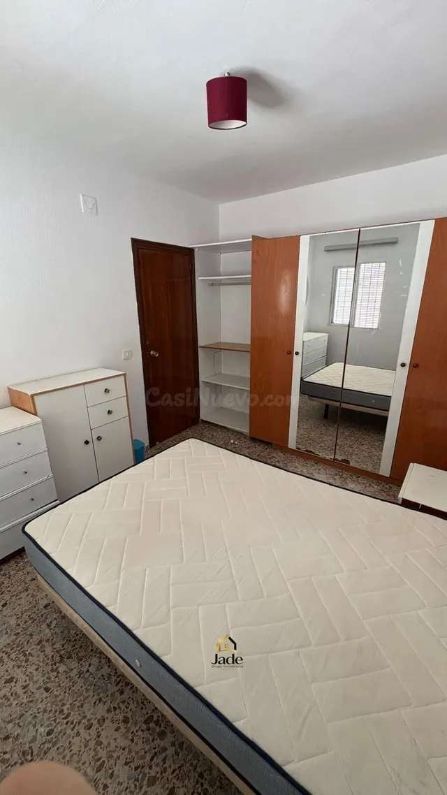 Piso en la zona de Casco Histórico junto a Ollerías - foto 5