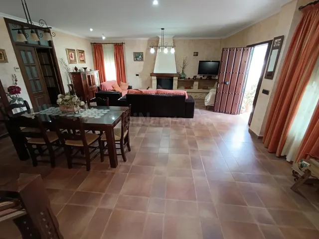 CHALET EN JUNTA DE LOS RÍOS - foto 3
